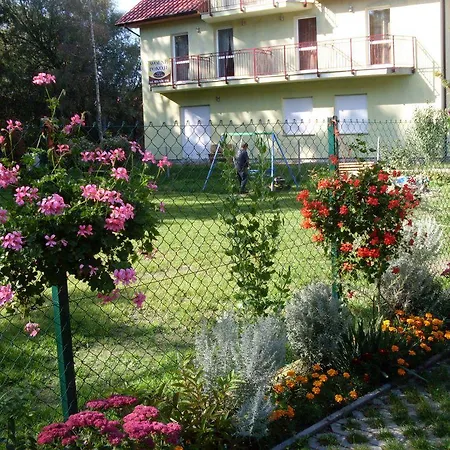 Florek Homestay *